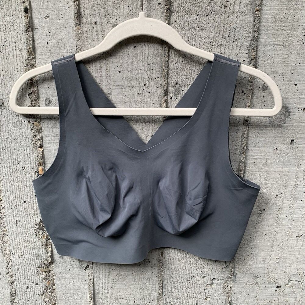 Evelyn & Bobbie Defy Bra XL Gray Wireless Support Smoothing Comfort EB Core
